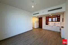 BRAND NEW I SEMI FURNISEHD I COMMUNITY LIVING