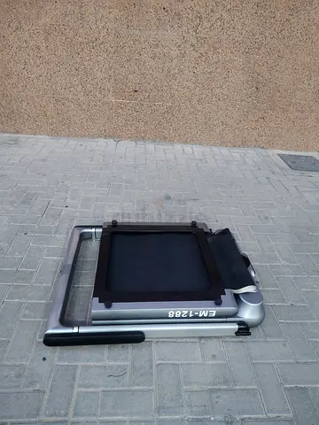 Skyland treadmill em-1288