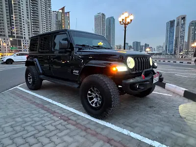 Jeep Wrangler jl clean title low mileage super clean full option 2 original keys