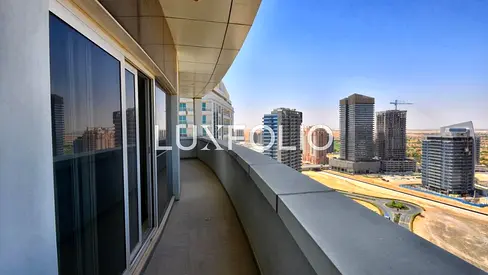 High Floor | Panoramic Views | Motivated
