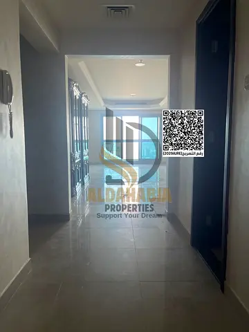 شقة فاخرة غرفتين وصالة للبيع في كورنيش تاور عجمان طابق عالي مع باركنغ وغرفة خادمة وإطلالة مدينة مميزة 🌟