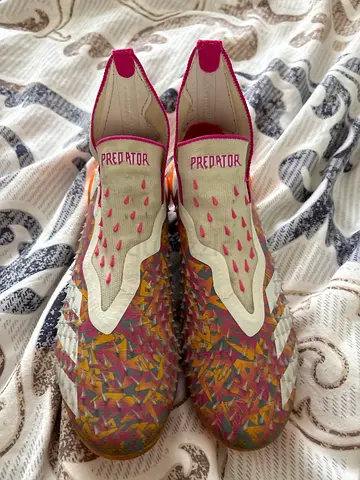 Adidas Predator Football Boots (Kids EU 36) – Laceless | Good Condition