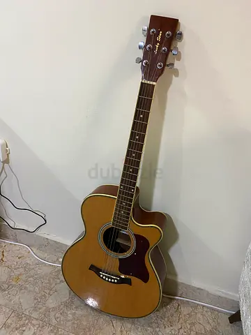 Yamaha Acoustic-Electric Cutaway Guitar - Good Condition