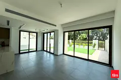 Luxure Home | Corner | Vacant | Open Viwe