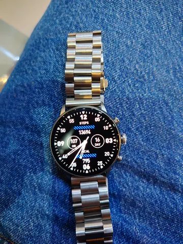 Stainless Steel Zero Smartwatch with Fitness Tracking (Good Condition) and GPS.