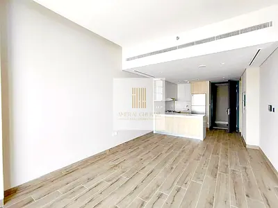 Exclusive | Smart Home | Closed Kitchen + Storage
