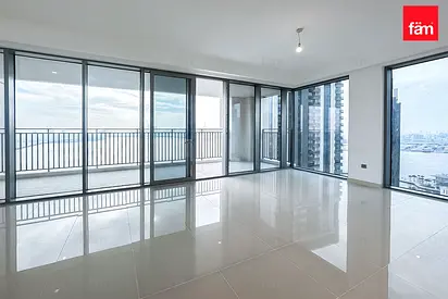 Spacious 03 Beds| Vacant | Chiller Free