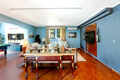 Exclusive Corner Plot | Park View | Single Row