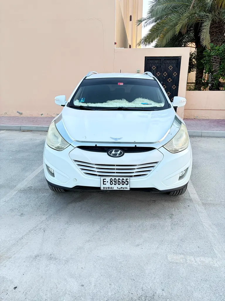 Hyundai Tucson 2012 — photo 1 of 12