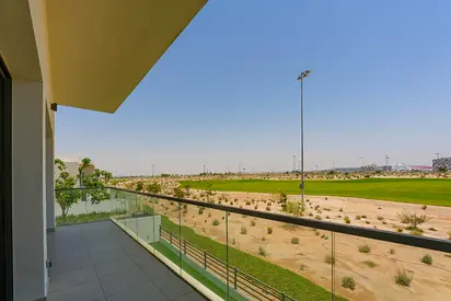 Single Row| Corner Unit| Large Plot| Prime Area