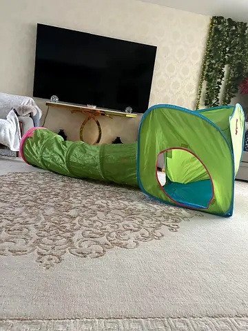 Kids Play Tunnel and Pop-up Cube - Good Condition