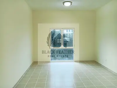 6 Cheqs XXL STUDIO NEXT TO CARREFOUR AND METRO @ 48K