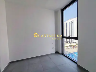 شقة بغرفة نوم واحدة مطلة على المسبح | الجادة من أرادا