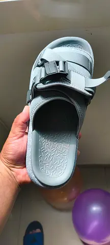 Fila Atlas slide