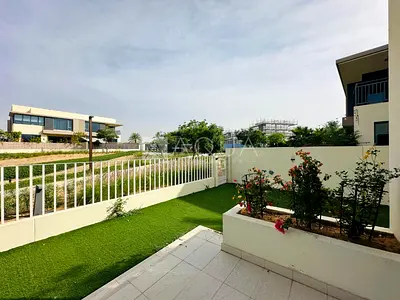 Vacant | 5 Beds + Maid’s | Discounted Rental Price