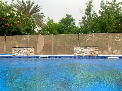 34m Mesh swimming pool fence with gate.