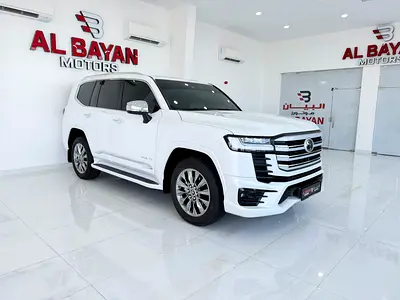 تويوتا لاند كروزر VXR تون تيربو ابيض / احمر الفطيم Land Cruiser VXR TOP 2025 - GCC Specs - Brand New