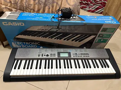 CASIO CTK-1300 Electronic Keyboard