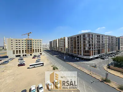 Spacious 1-BHK Apartment with Balcony☆2 Bathrooms & Car Parking☆Infront Of Schools