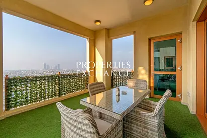 SPACIOUS LAYOUT | MARINA & SEA VIEW | LARGE BALCONY