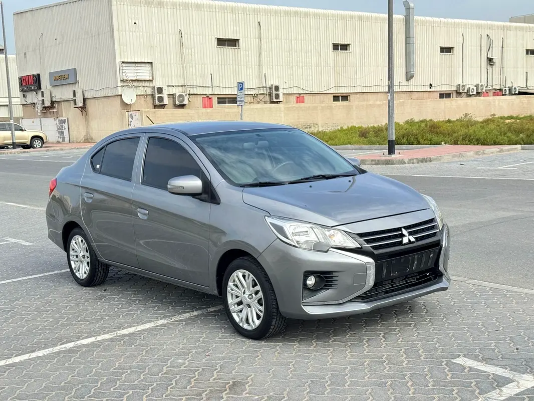 Mitsubishi Attrage 2022 — photo 1 of 13