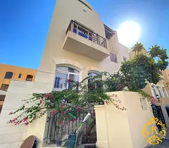 Spacious 5BR Villa | Maid &amp; Driver Room | Prime Location