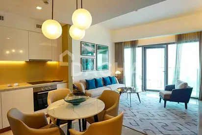 Low Floor | Vacant | Community view