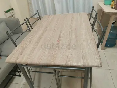 Daining table