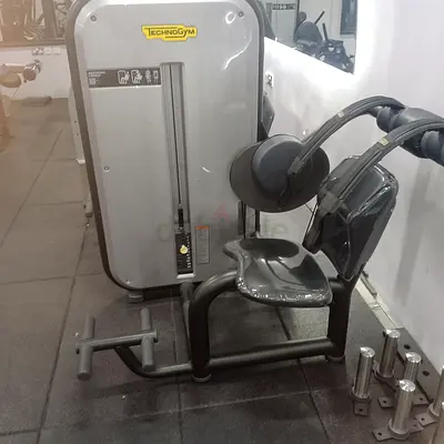 Technogym Seated Abductor/Adductor Strength Machine – Good Condition