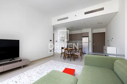 Furnished | Prime Location | Community View