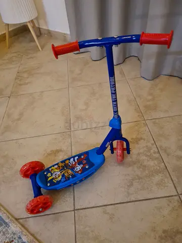Kids 3-Wheel Scooter with Paw Patrol Design - Good Condition