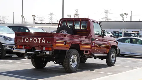2025 Toyota LAND CRUISER 70 SERIES 照片 10