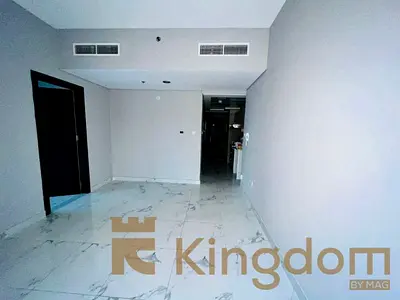 شقة بغرفة نوم واحدة | MAG 515 دبي الجنوبية | إطلالة على الشرفة والفناء