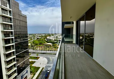 Corner 2 BR | High Floor | Partial Golf View