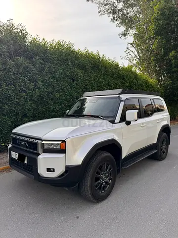 2024 Toyota Prado GXR LC250 | 29,000 km | 1 Owner | Full Toyota History | Warranty  Service Pack