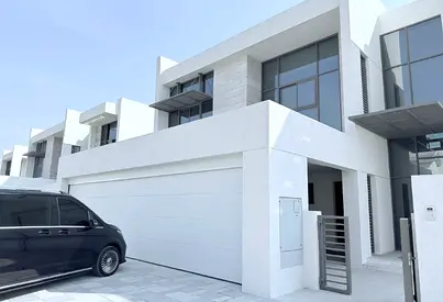 Prime Location | 5 Bed Mansion-Style Villa