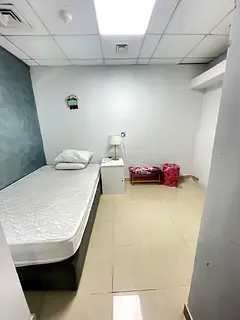 Modern Mid-Room in the Heart of Dubai Marina – Prime Location