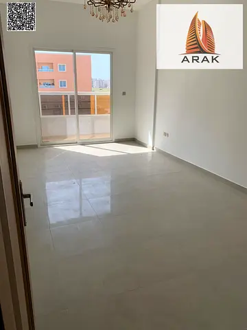 🔥 فرصة سكن راقية للإيجار السنوي في الجرف الصناعية 3 🔥 🏡 شقة غرفتين وصالة بتشطيب فندقي فاخر