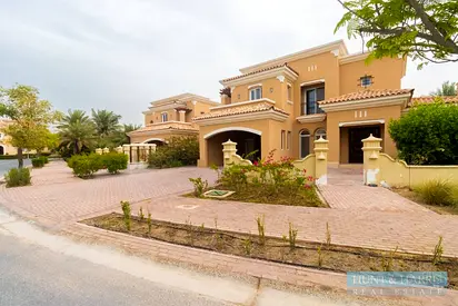 Spacious 4 Bedroom Family Home For Rent - Umm Al Quwain - Mistral