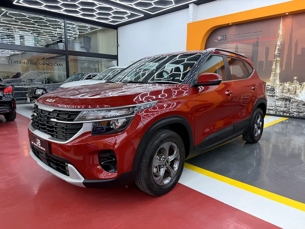 Kia Seltos 2024 — photo 1 of 15