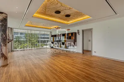 Private Paradise | Entertainers Dream | Maids Room