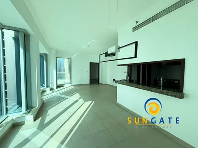 Vacant Now , Nex to Beach and Tram , 2 Chqs Only
