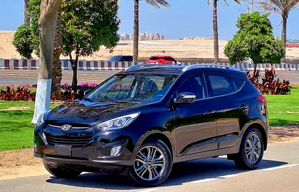 1,649-MONTHLY FOR 1 YEAR ONLY | HYUNDAI TUCSON 2015 2.0L GCC | CRUISE CONTROL I GPS I ACCIDENT FREE