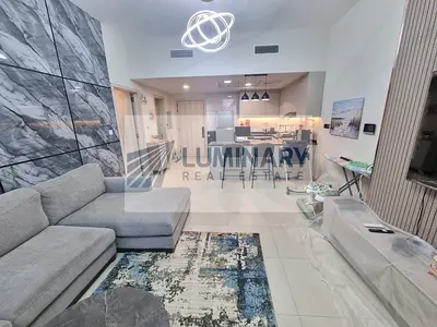 Luxurious Brand new ready to move fully furnished