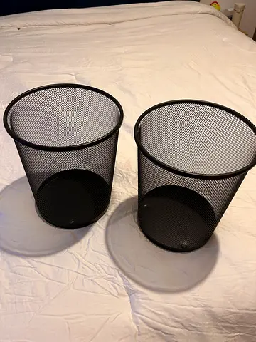 🔥 2 Black Metal Bedroom Trash Bins – Good Condition🔥