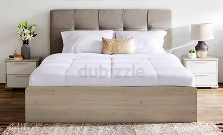 King size upholstered bed with headboard and 2 side tables and a dressing table (White)