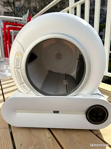 Sky touch self cleaning cat litter