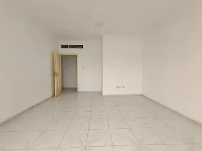 Luxury 3bhk spacious with maidroom free parking with Hall big balcony maintenance free 4 cheque payment 65k rent