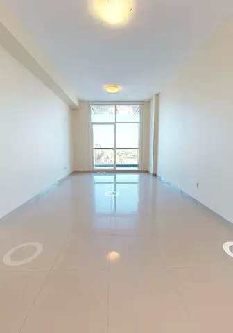 Luxury 2bhk spacious all facilities available parking gym pool free open view balcony 57k rent 4 cheque payment