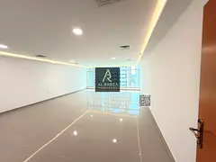 Penthouse for Commercial Rent in Al Rumeilah – Prime Location with Sea View Property Details: 3 sp
